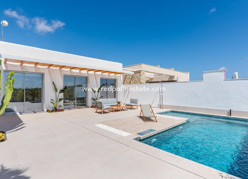 Nybyggnation - Villa -
Benijofar - Centro