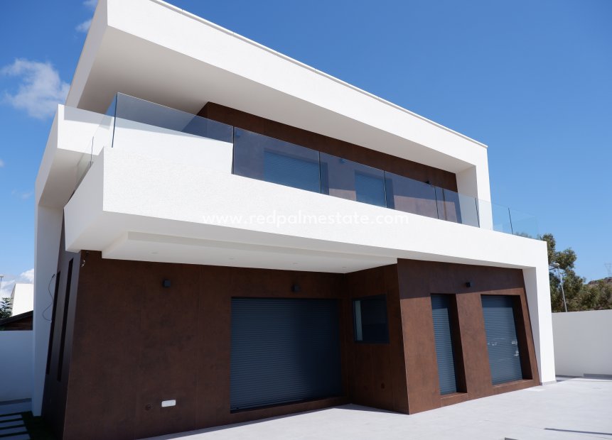 Nybyggnation - Villa -
Benijofar