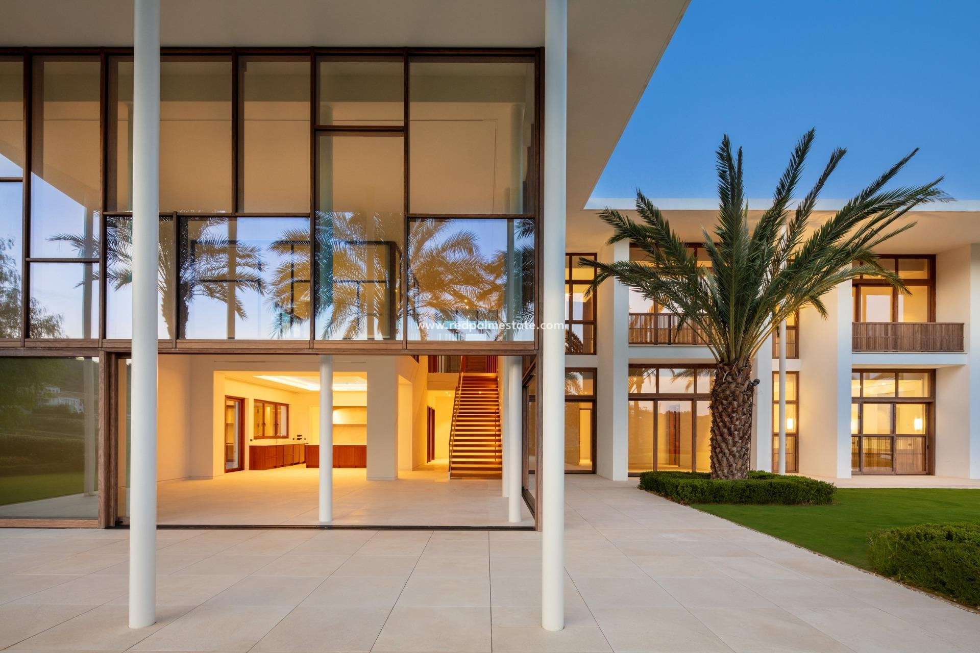 Nybyggnation - Villa -
Casares - Pedregales