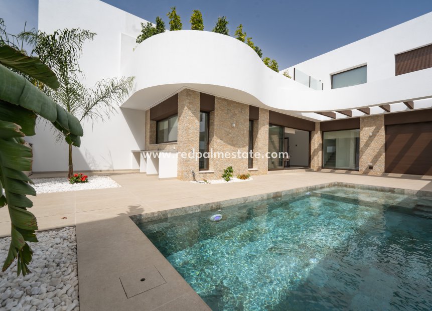 Nybyggnation - Villa -
Daya Vieja - Heredades