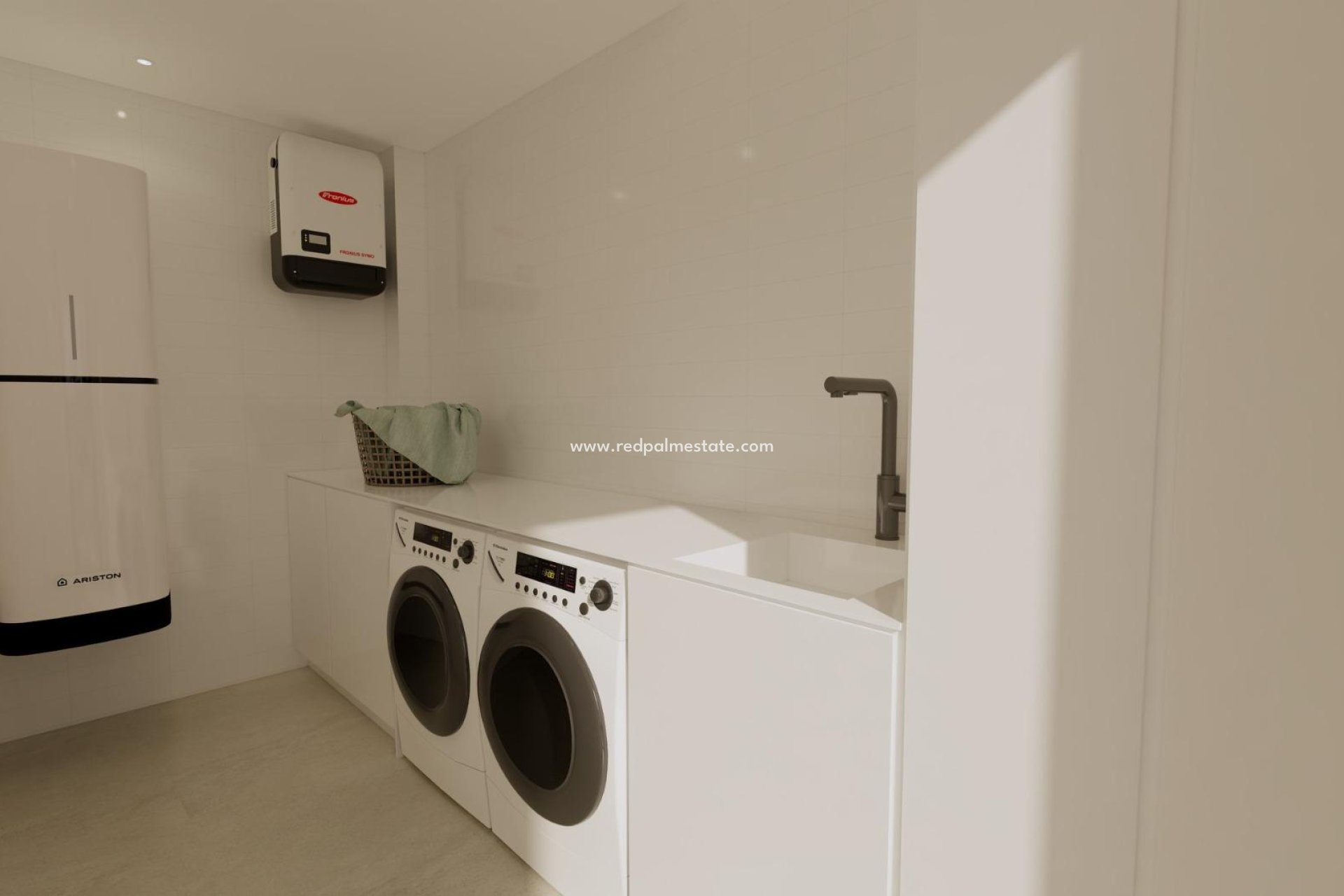 Nybyggnation - Villa -
Dolores - Sector 3