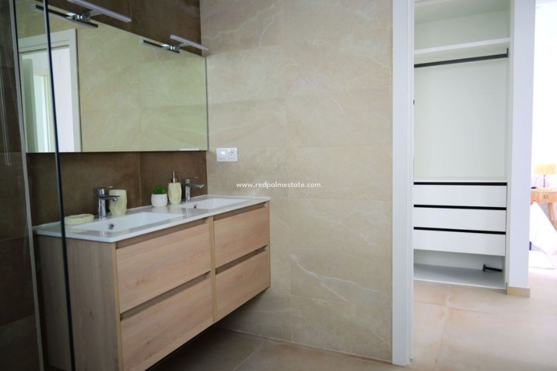 Nybyggnation - Villa -
Dolores