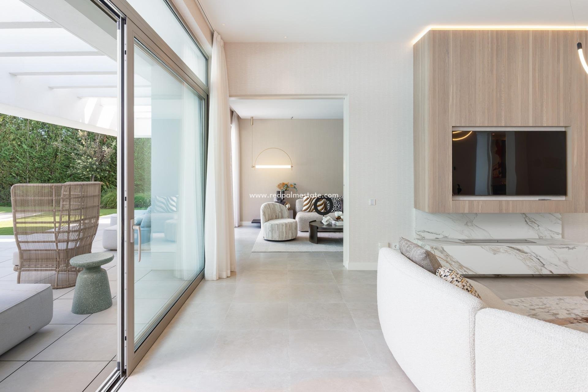 Nybyggnation - Villa -
Estepona - Paraiso Alto