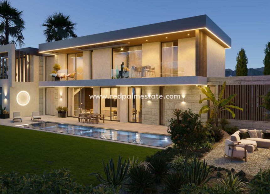 Nybyggnation - Villa -
Estepona
