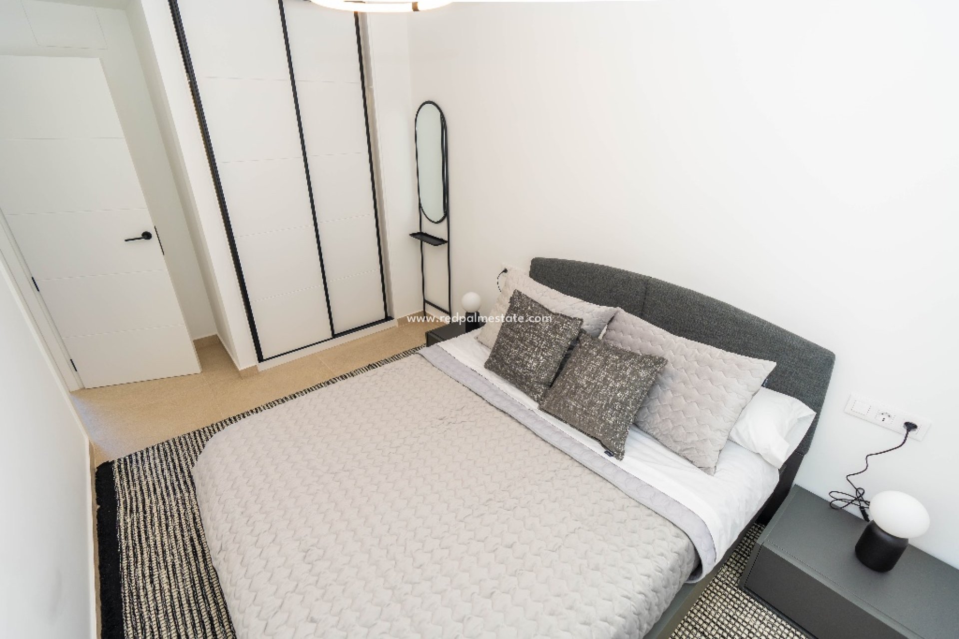 Nybyggnation - Villa -
Guardamar del Segura - Guardamar