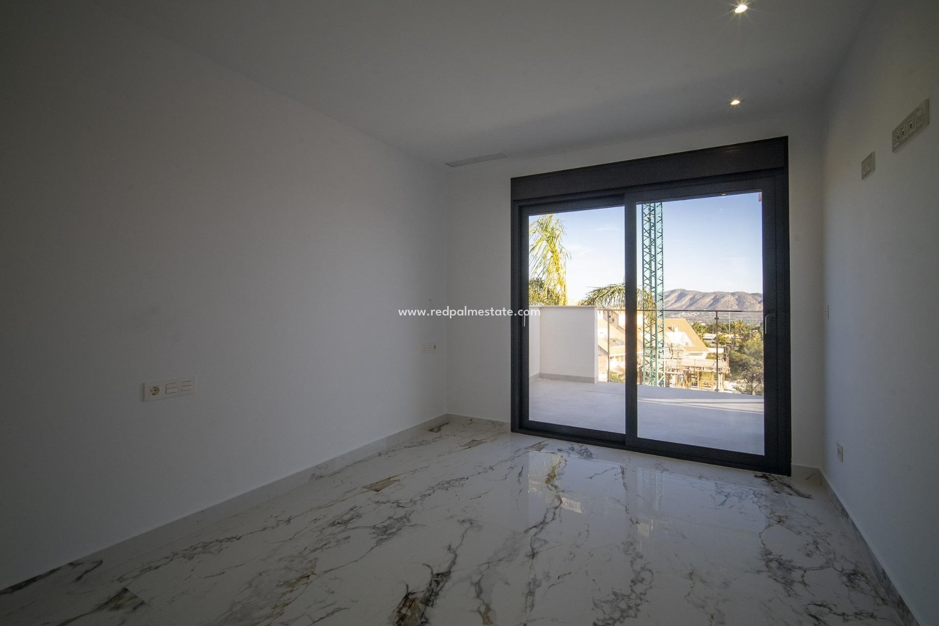 Nybyggnation - Villa -
La Nucía - Urb. Don Mar
