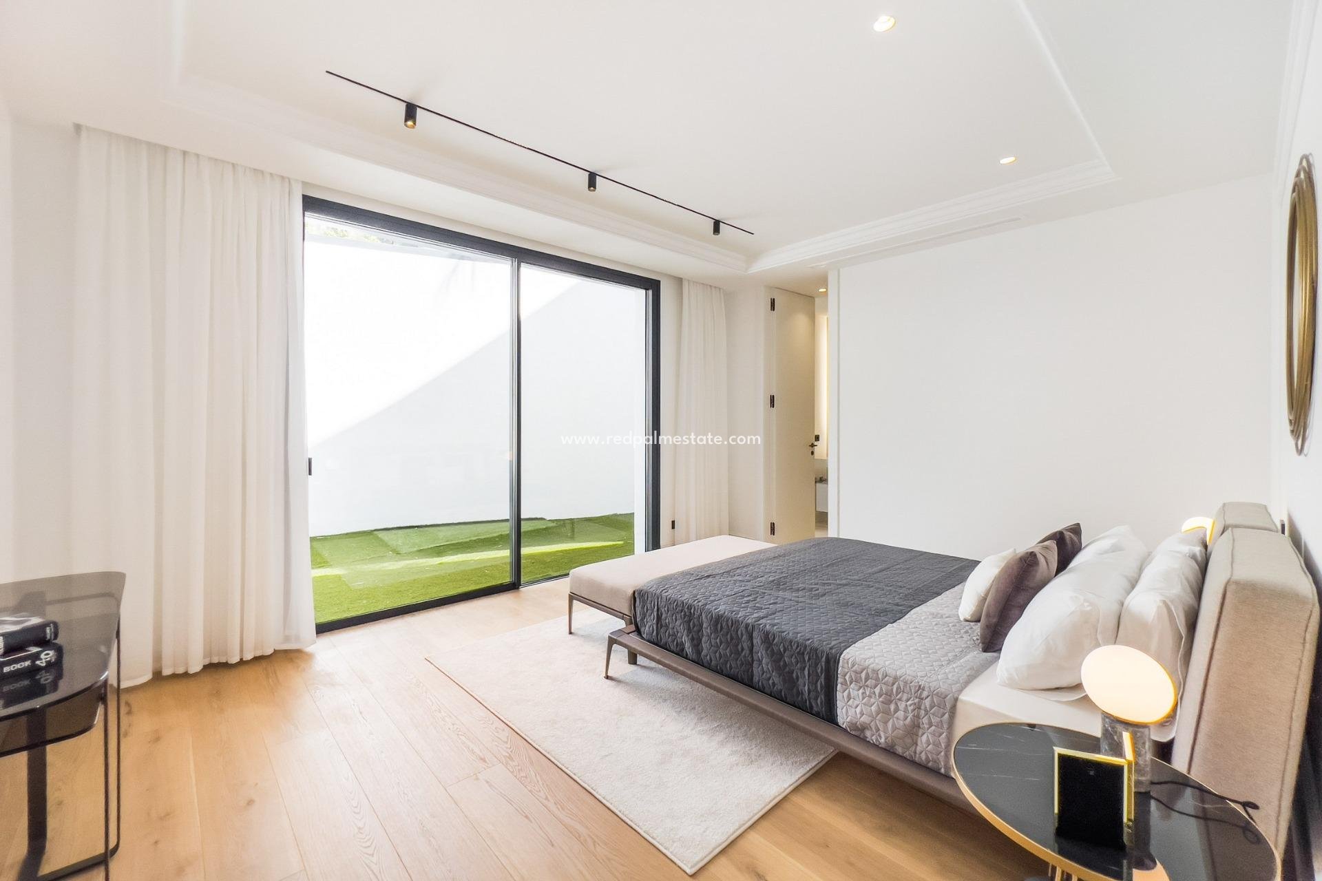 Nybyggnation - Villa -
Marbella - Lomas De Marbella Club