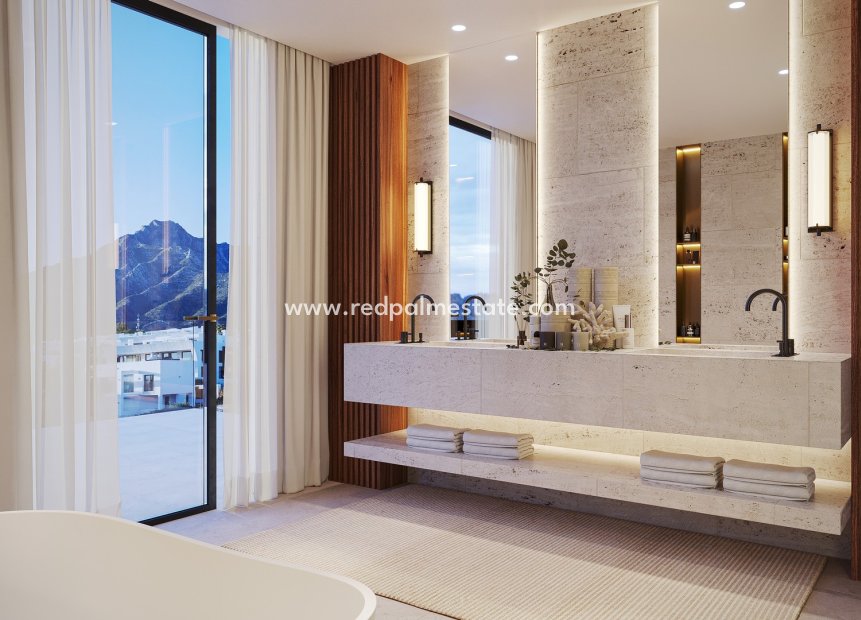 Nybyggnation - Villa -
Marbella