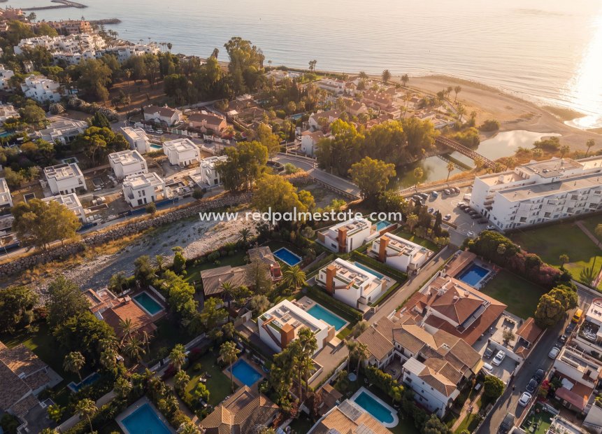 Nybyggnation - Villa -
Marbella