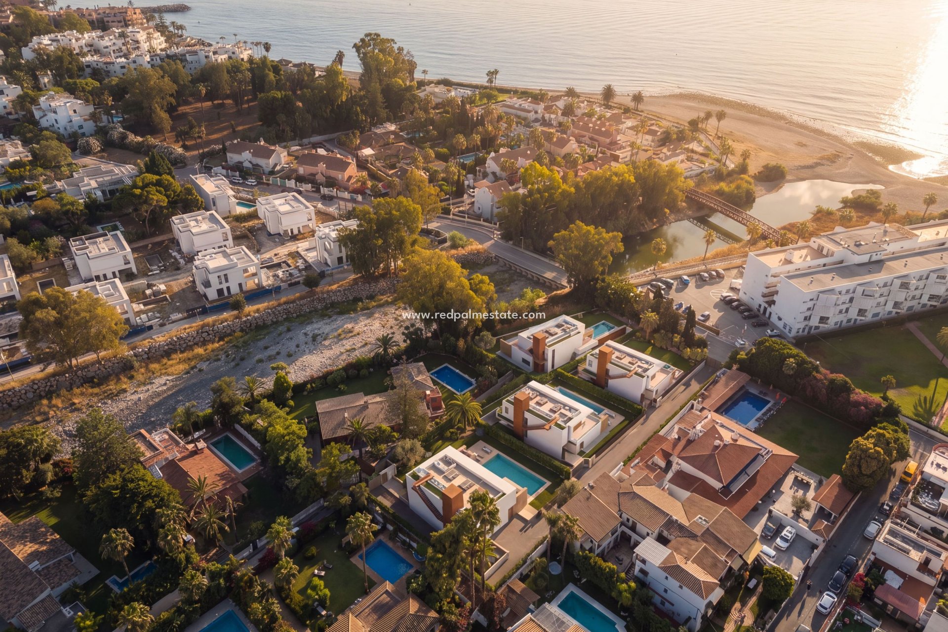 Nybyggnation - Villa -
Marbella