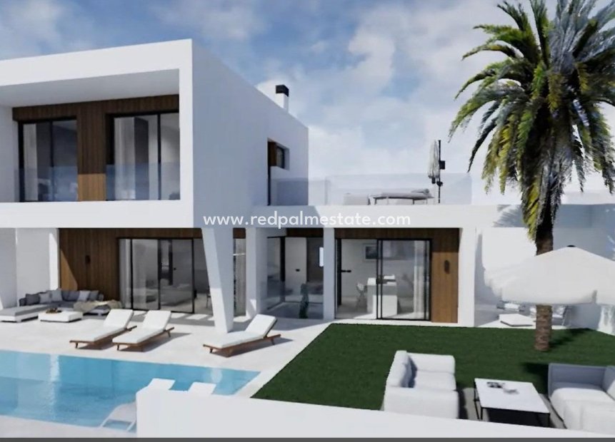 Nybyggnation - Villa -
Nerja - Los Arcos