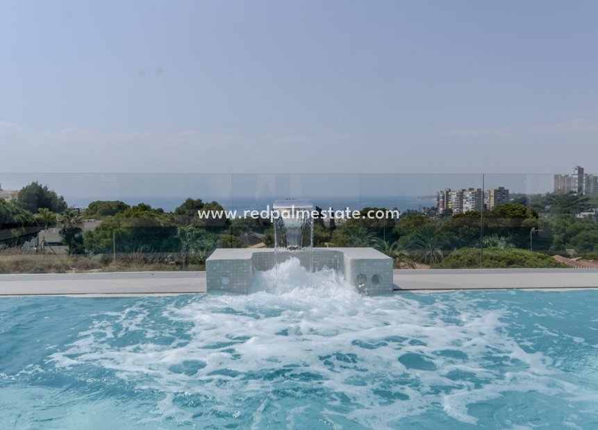 Nybyggnation - Villa -
Orihuela Costa - Campoamor