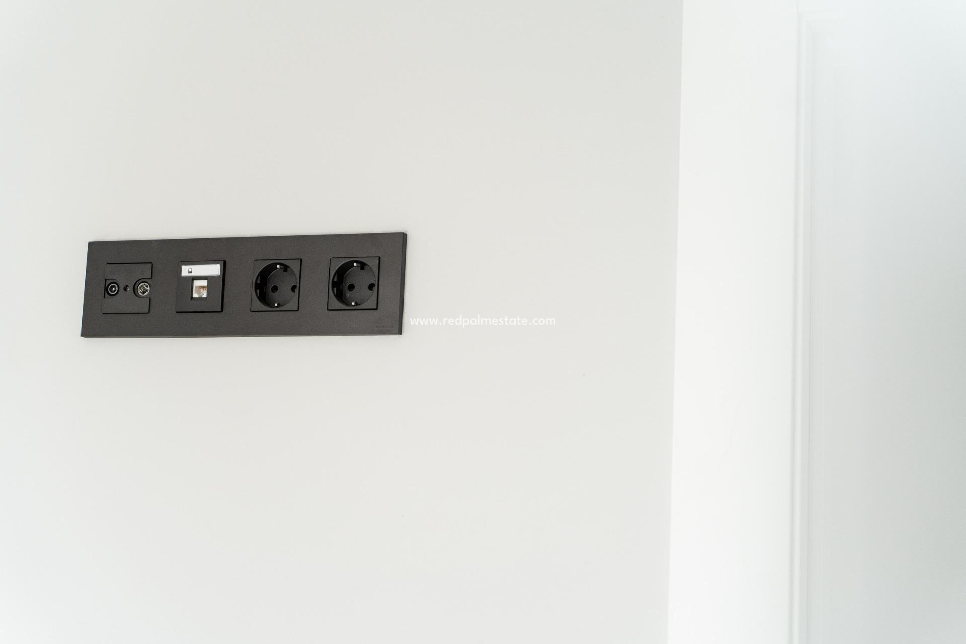 Nybyggnation - Villa -
Orihuela Costa - Punta prima