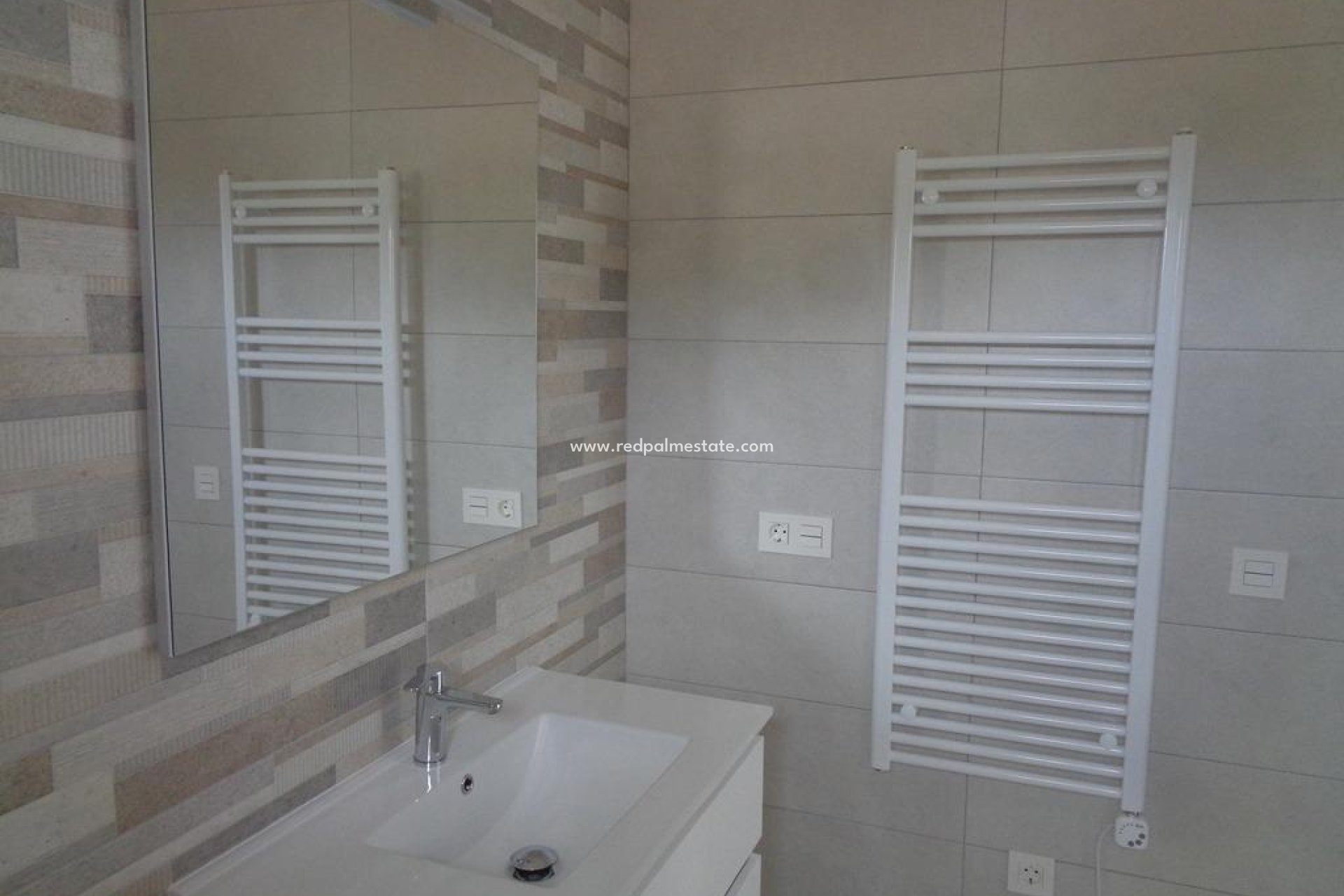 Nybyggnation - Villa -
Pinoso - Camino Del Prado