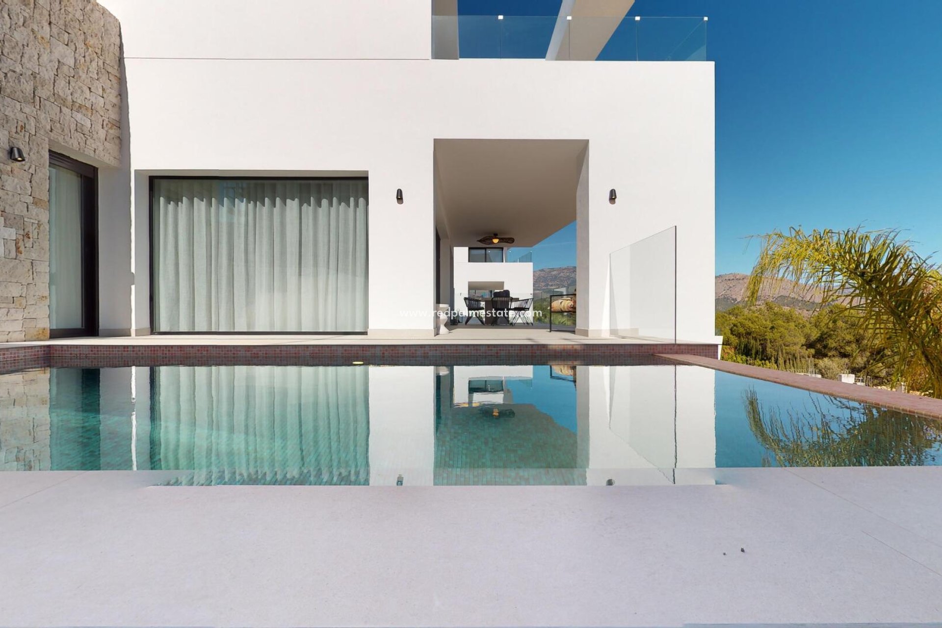 Nybyggnation - Villa -
Polop