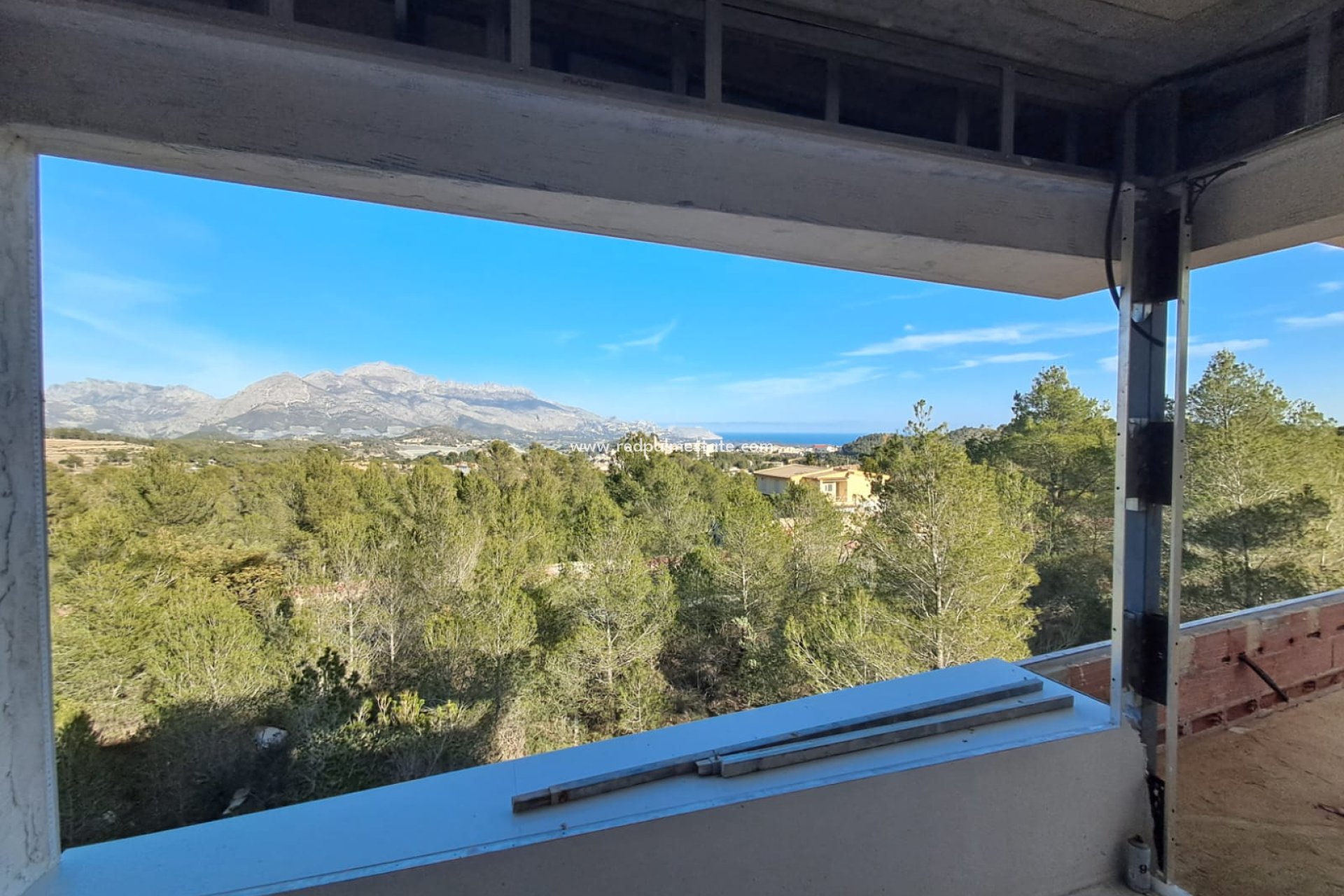 Nybyggnation - Villa -
Polop