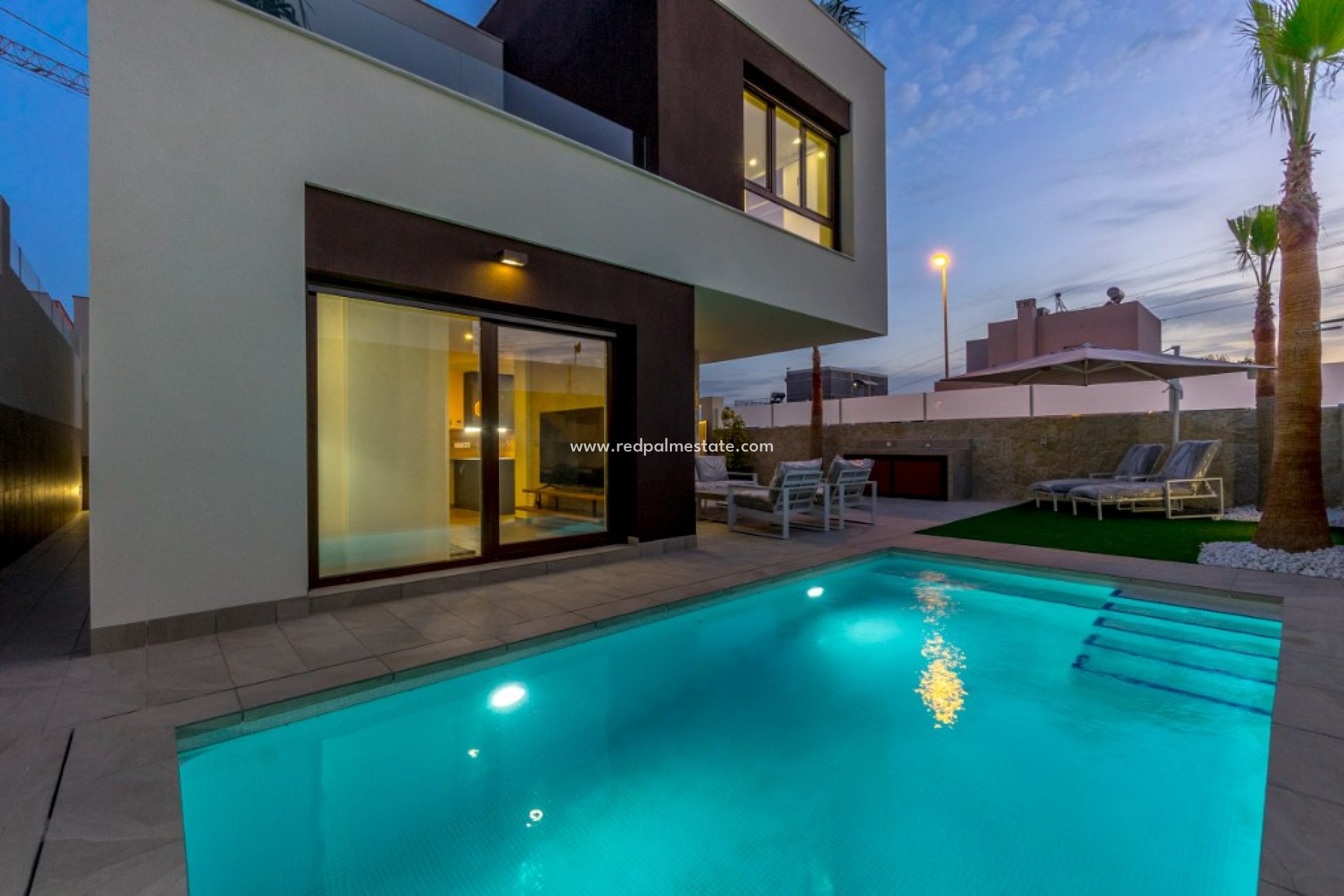 Nybyggnation - Villa -
Rojales