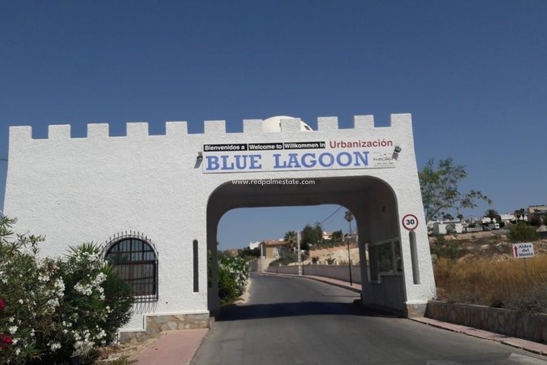 Nybyggnation - Villa -
San Miguel de Salinas - Blue Lagoon