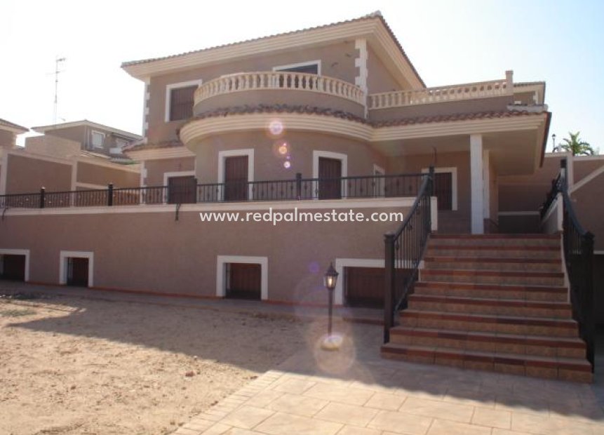 Nybyggnation - Villa -
Torrevieja - Los Altos