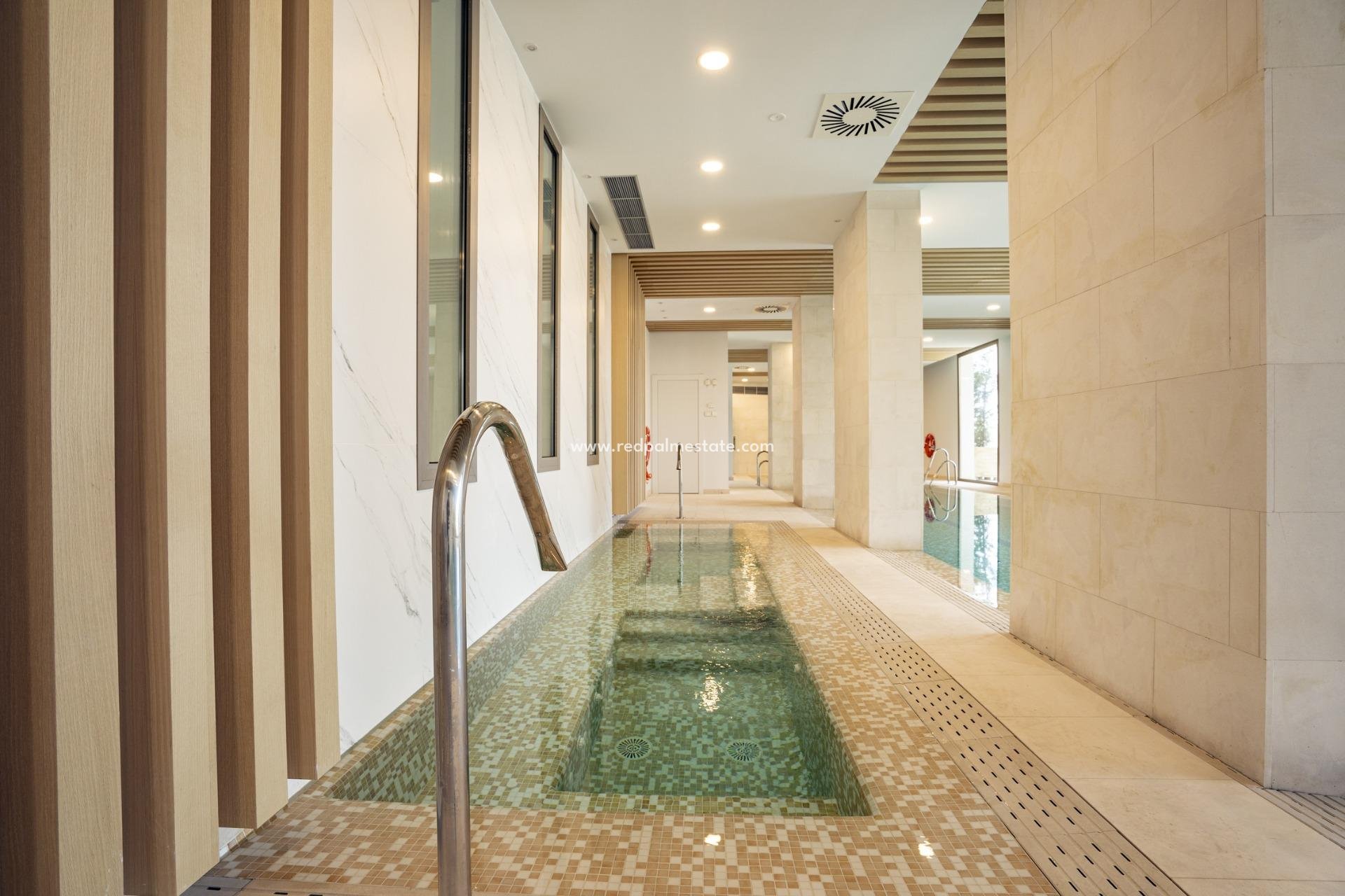 Obra nueva - Apartamento -
Benahavís - Las Colinas de Marbella