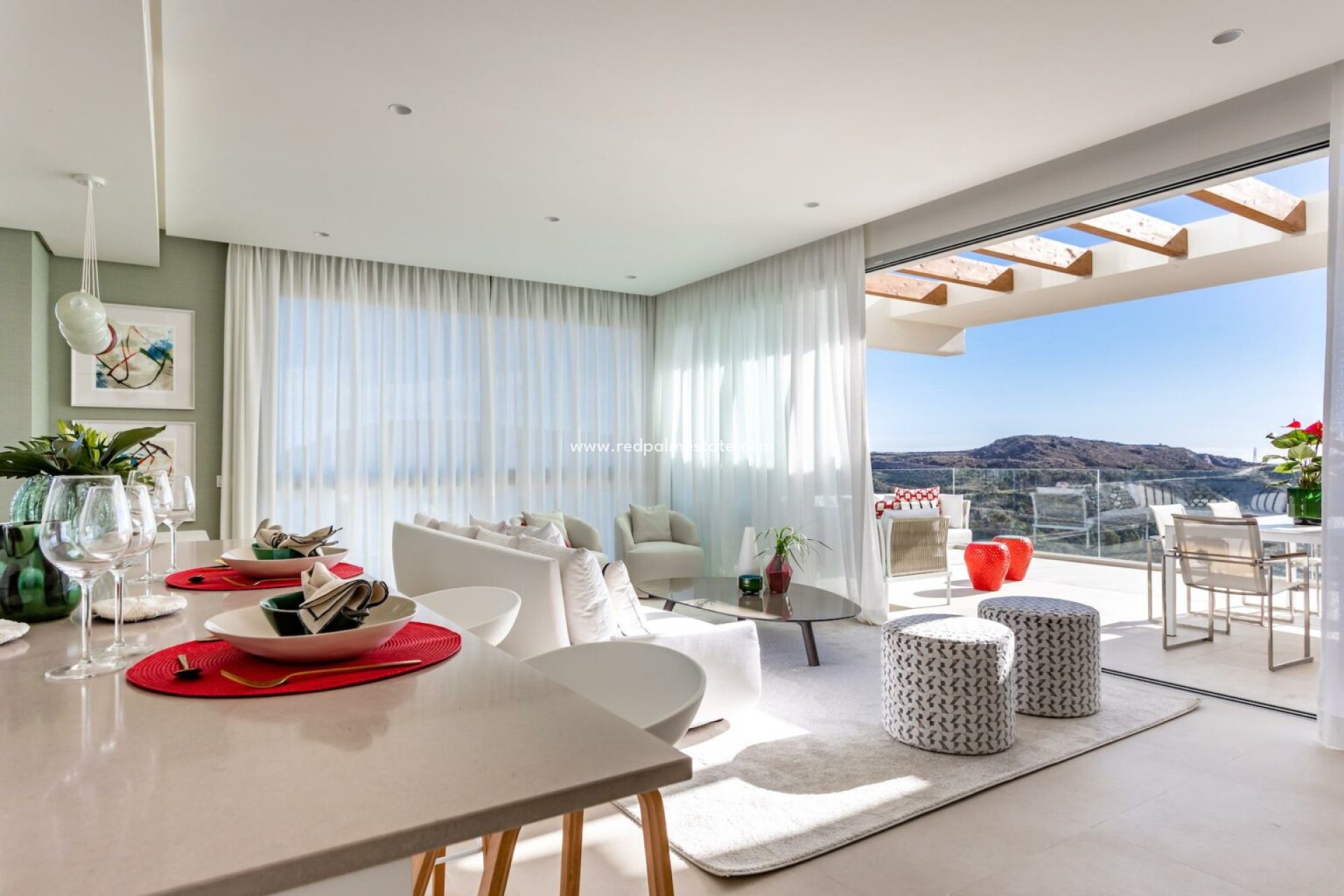 Obra nueva - Apartamento -
Benahavís