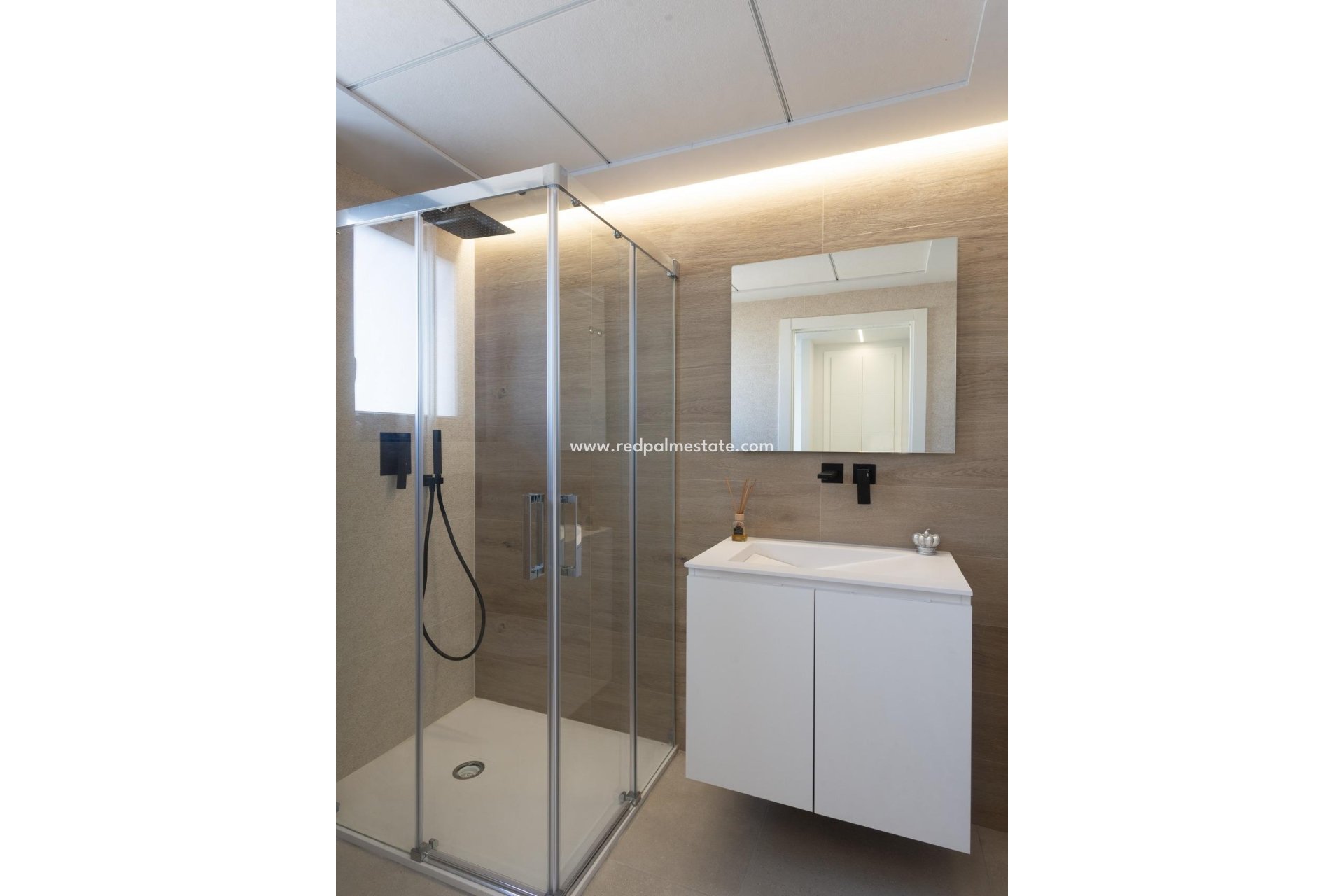 Obra nueva - Apartamento -
Denia