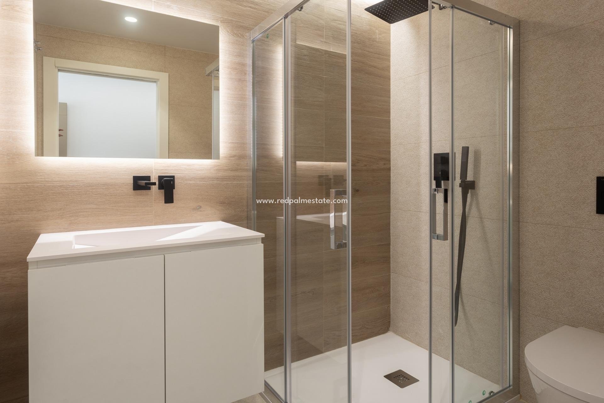 Obra nueva - Apartamento -
Denia