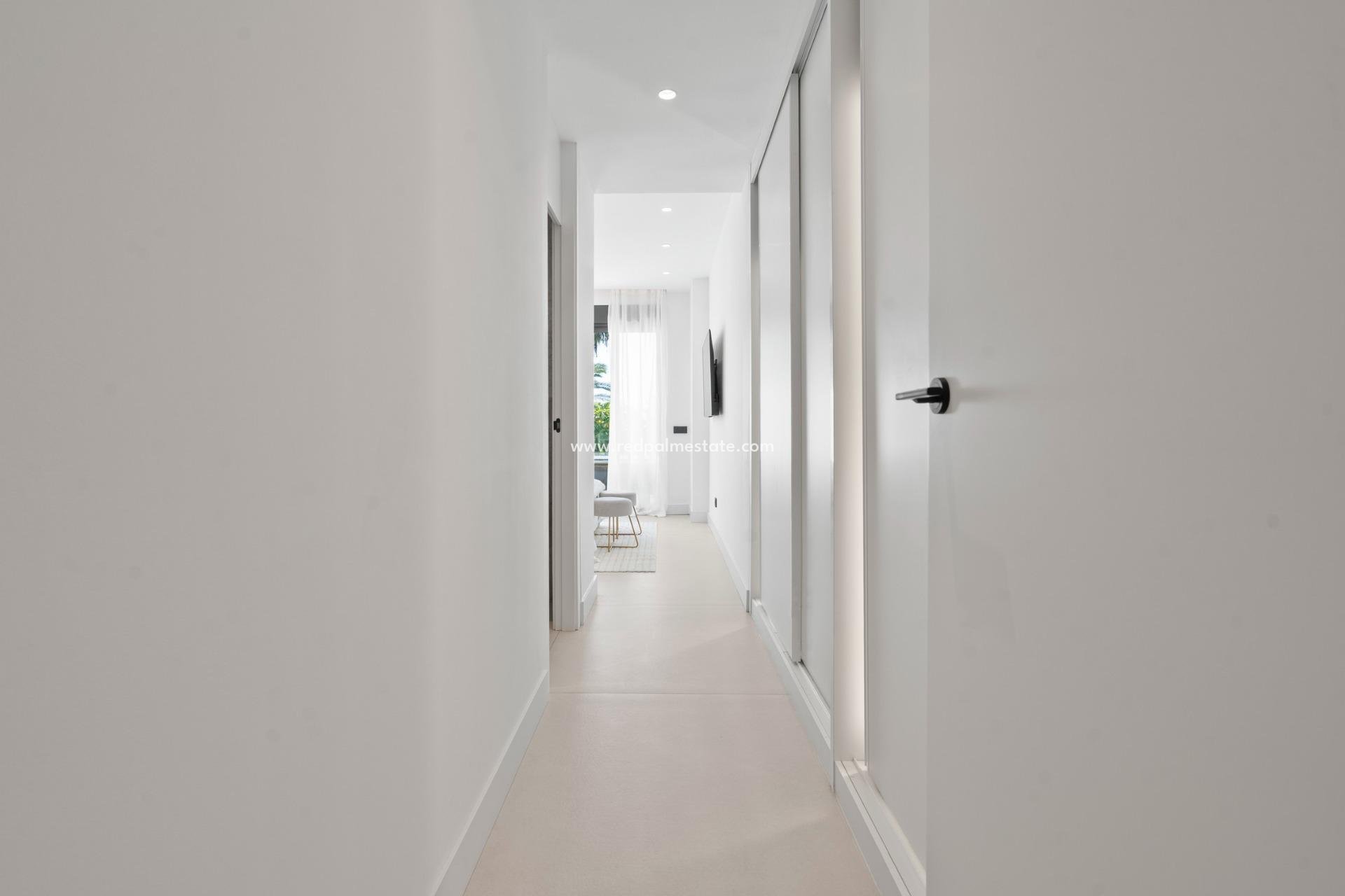 Obra nueva - Apartamento -
Estepona - El Paraíso