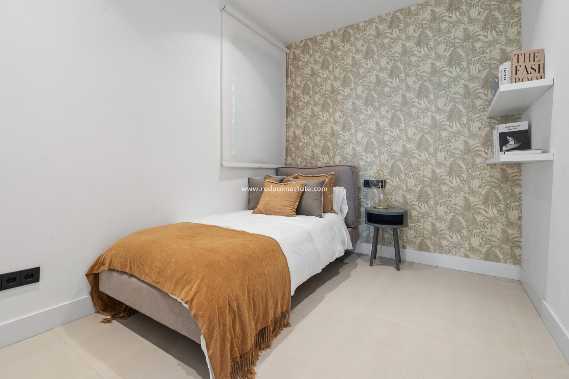 Obra nueva - Apartamento -
Estepona - El Paraíso