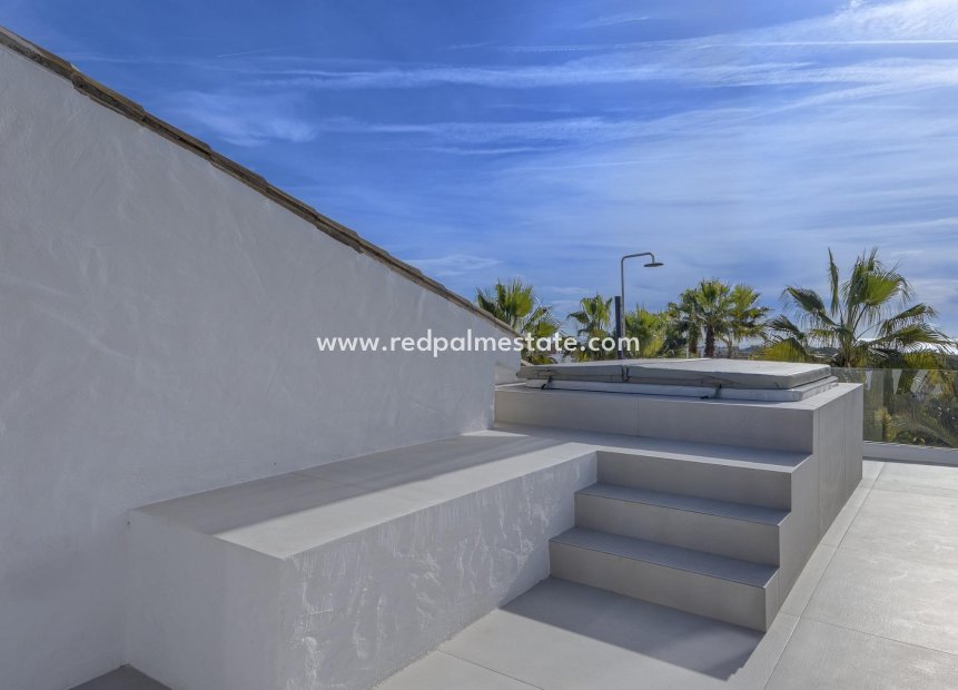 Obra nueva - Apartamento -
Estepona - El Paraíso