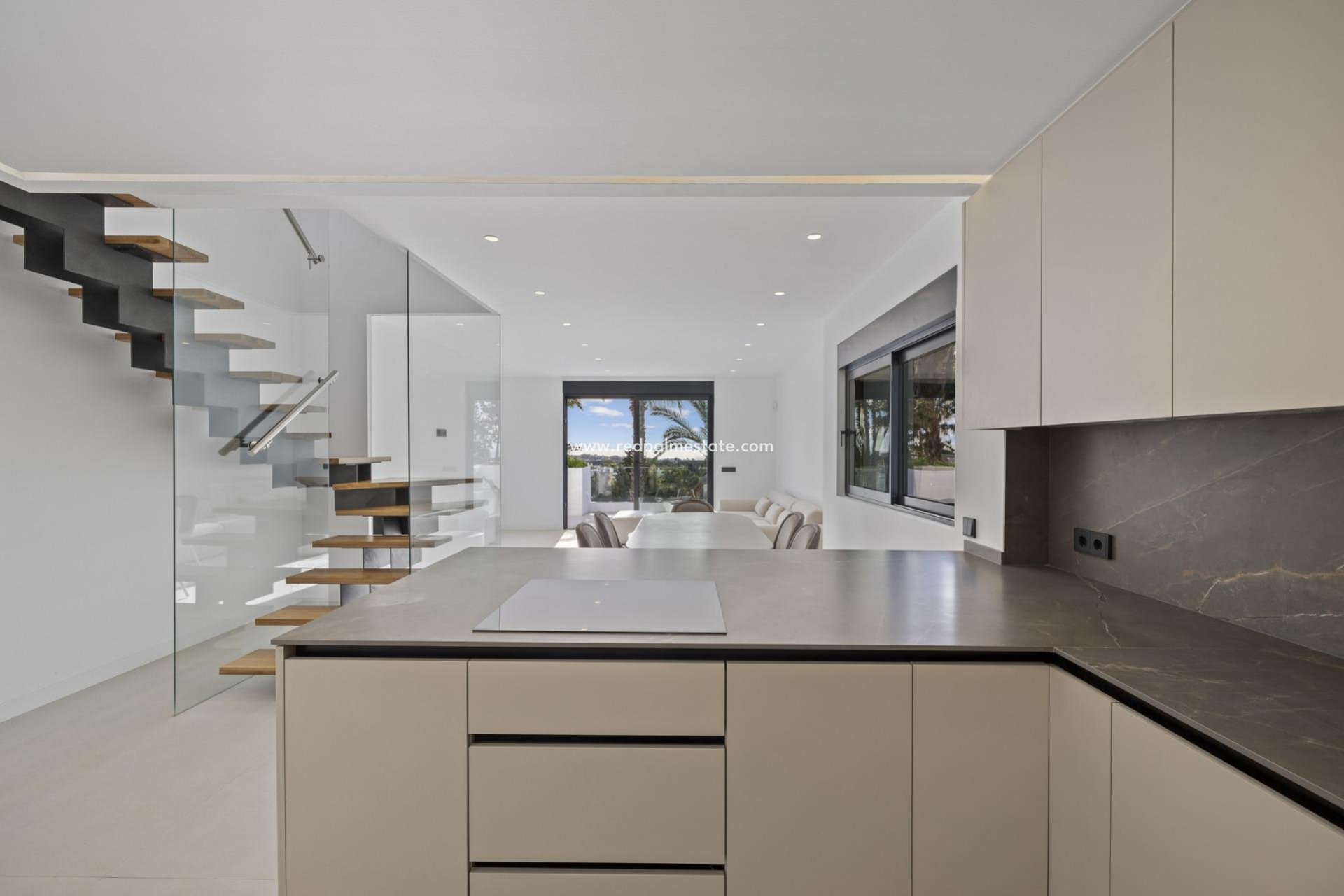 Obra nueva - Apartamento -
Estepona - El Paraíso