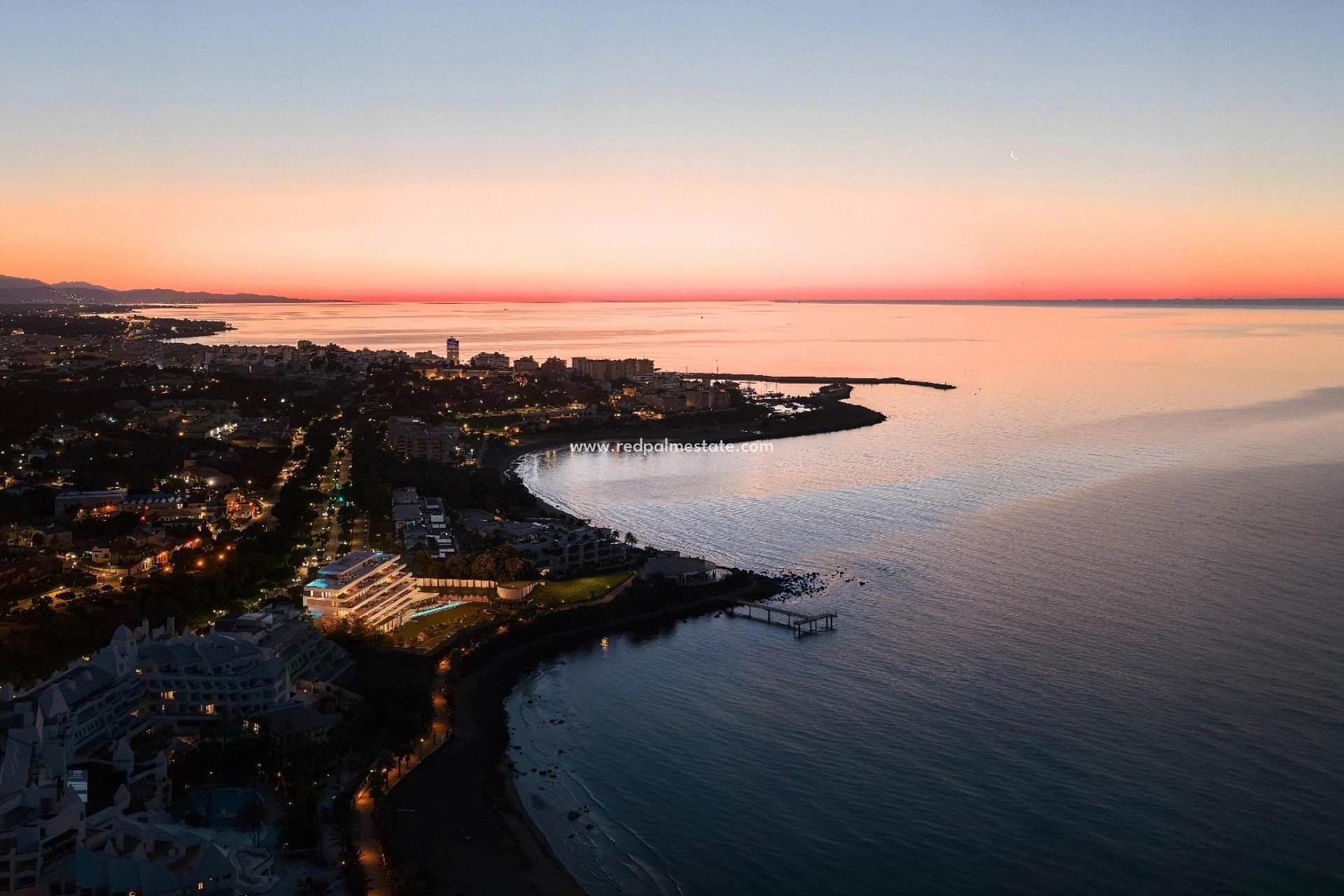 Obra nueva - Apartamento -
Estepona - Playa De Guadalobon