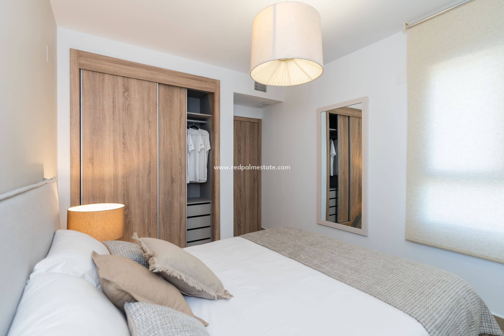 Obra nueva - Apartamento -
Estepona