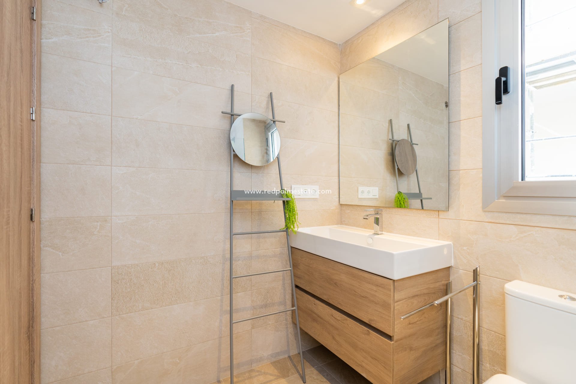 Obra nueva - Apartamento -
Estepona