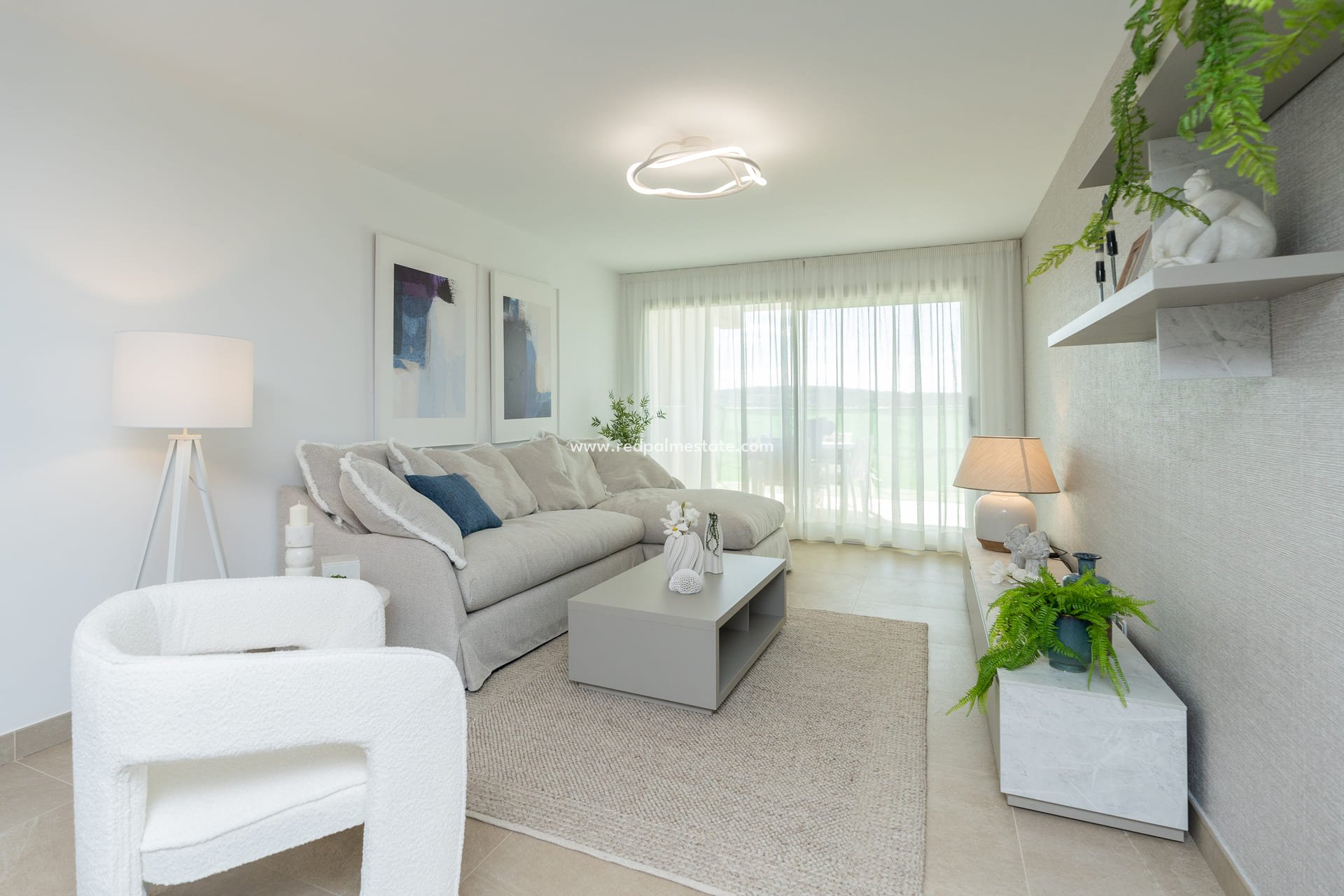 Obra nueva - Apartamento -
Estepona