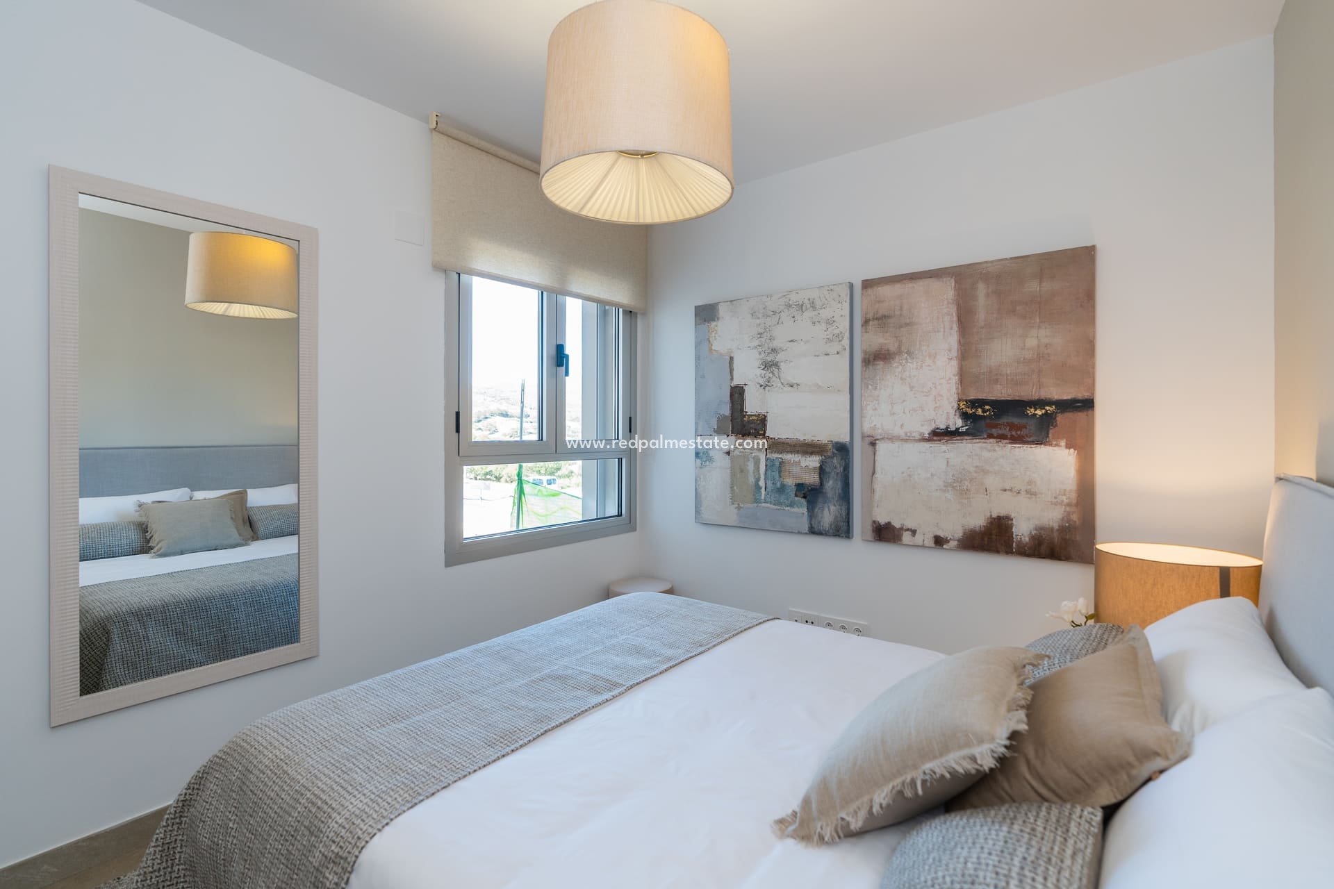 Obra nueva - Apartamento -
Estepona