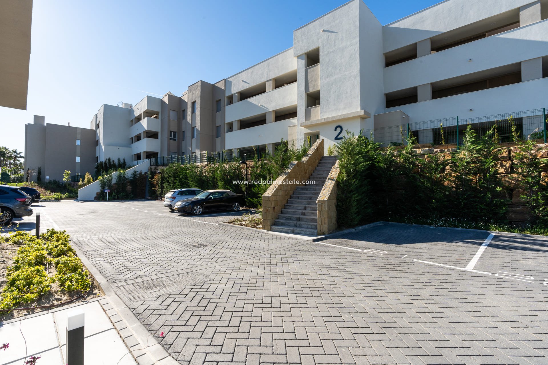 Obra nueva - Apartamento -
Estepona