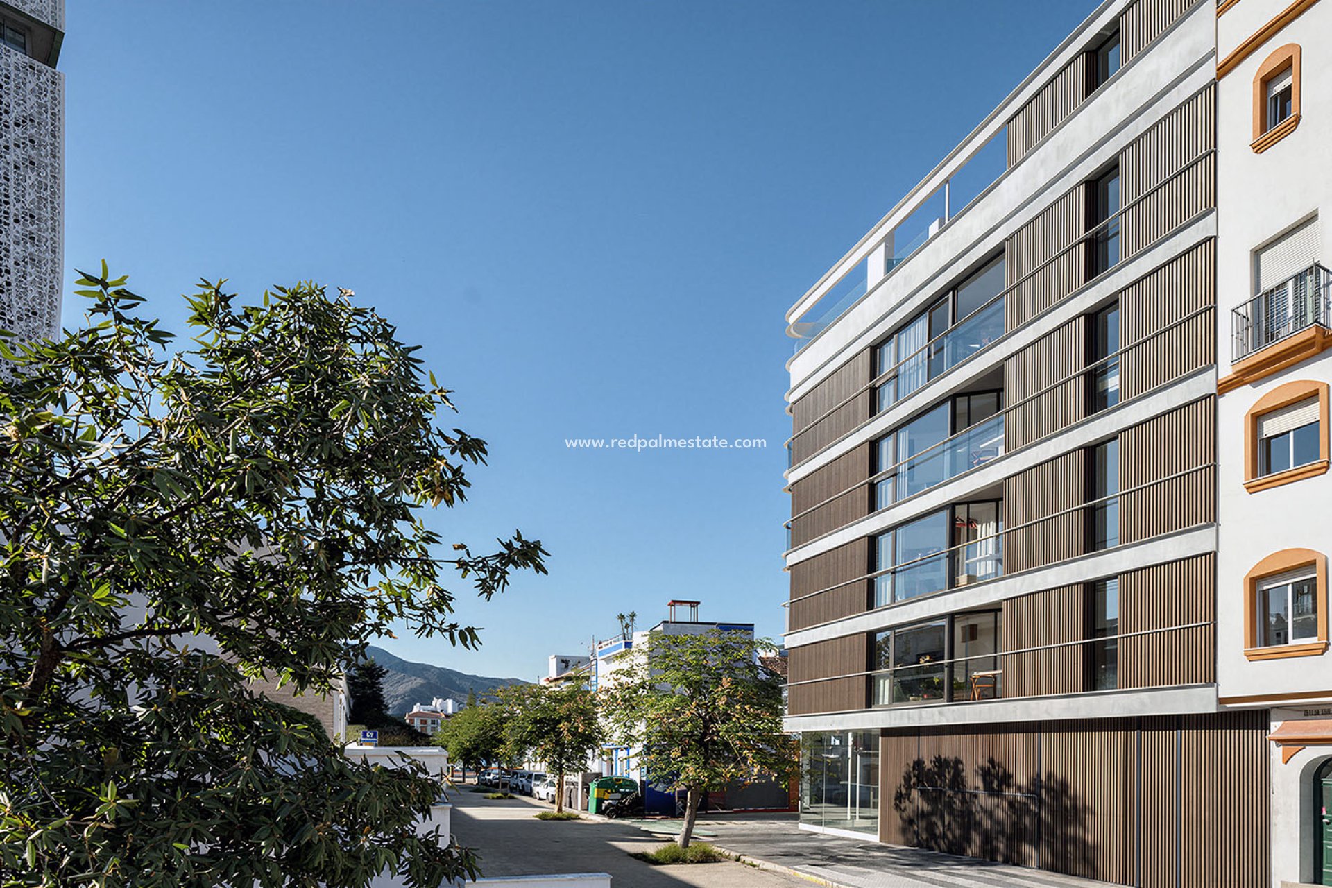 Obra nueva - Apartamento -
Estepona