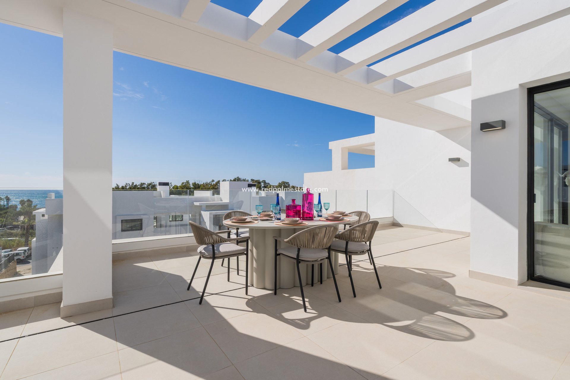 Obra nueva - Apartamento -
Estepona