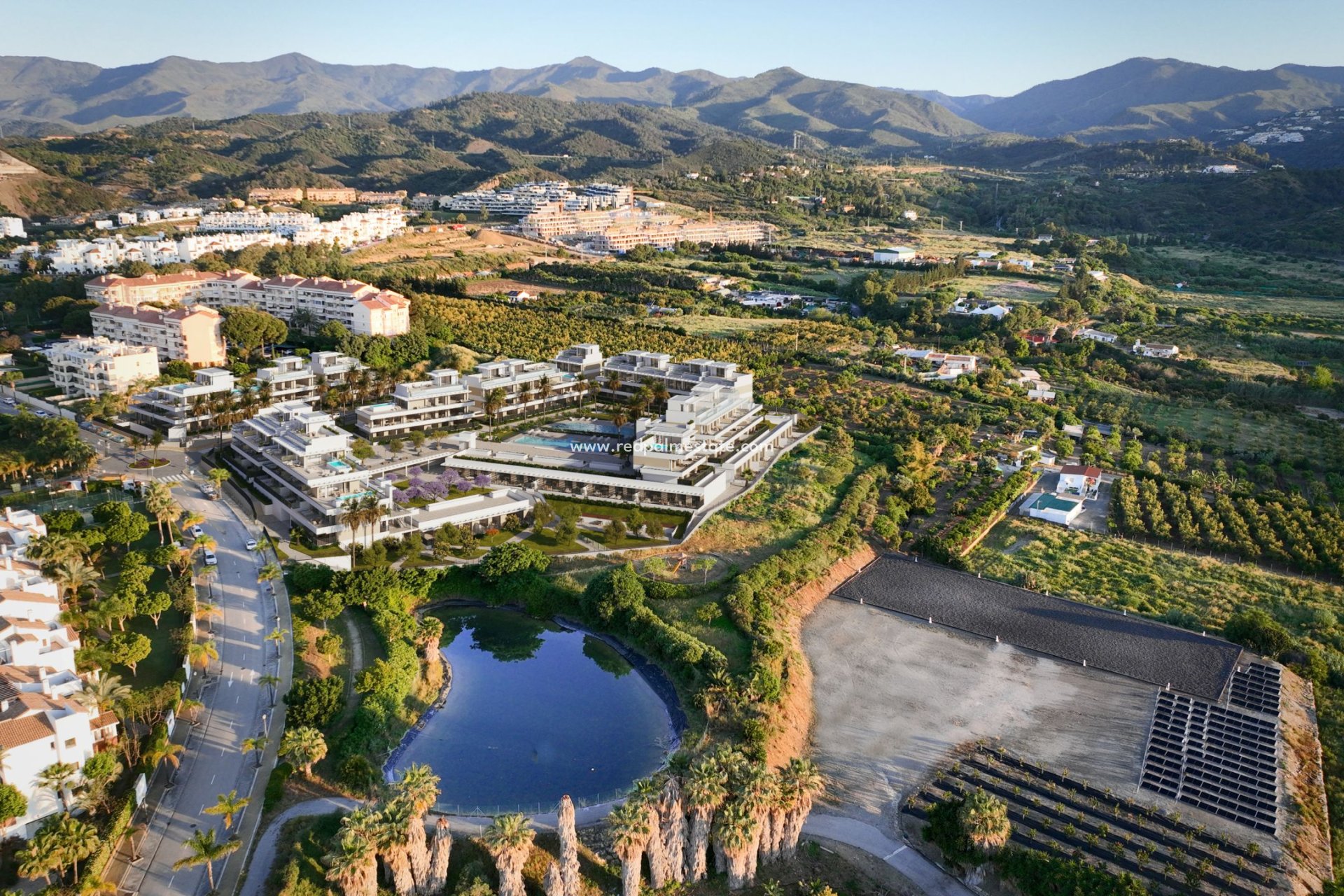 Obra nueva - Apartamento -
Estepona