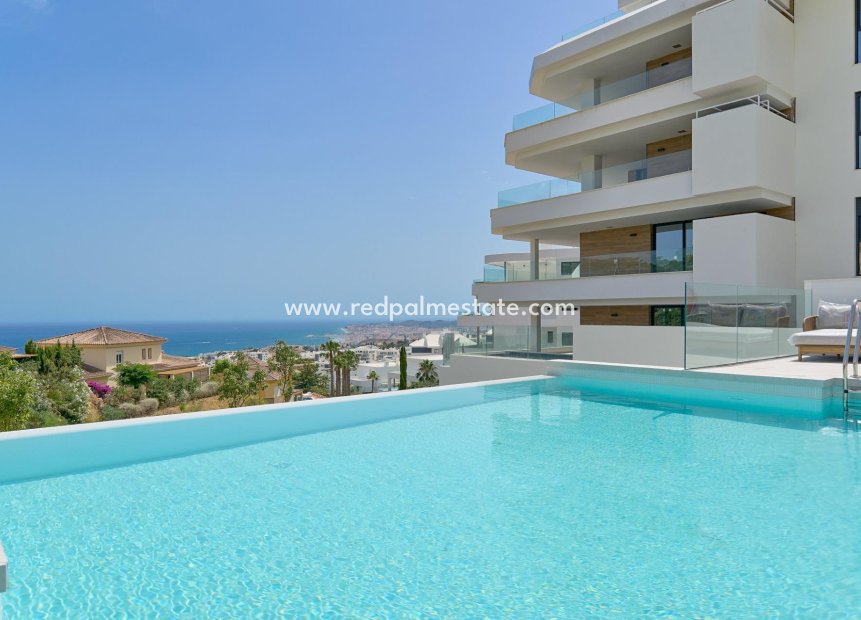 Obra nueva - Apartamento -
Fuengirola - Higueron