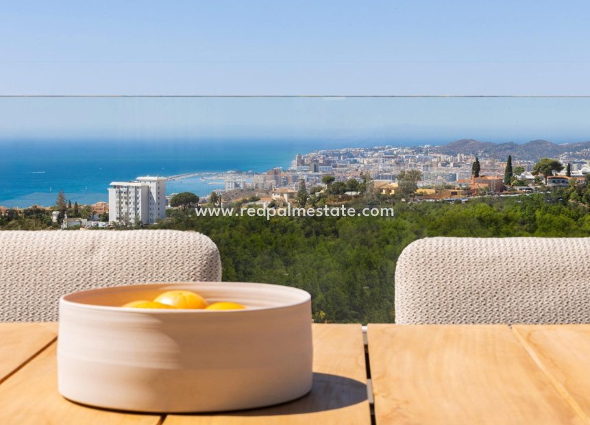 Obra nueva - Apartamento -
Fuengirola - Higueron