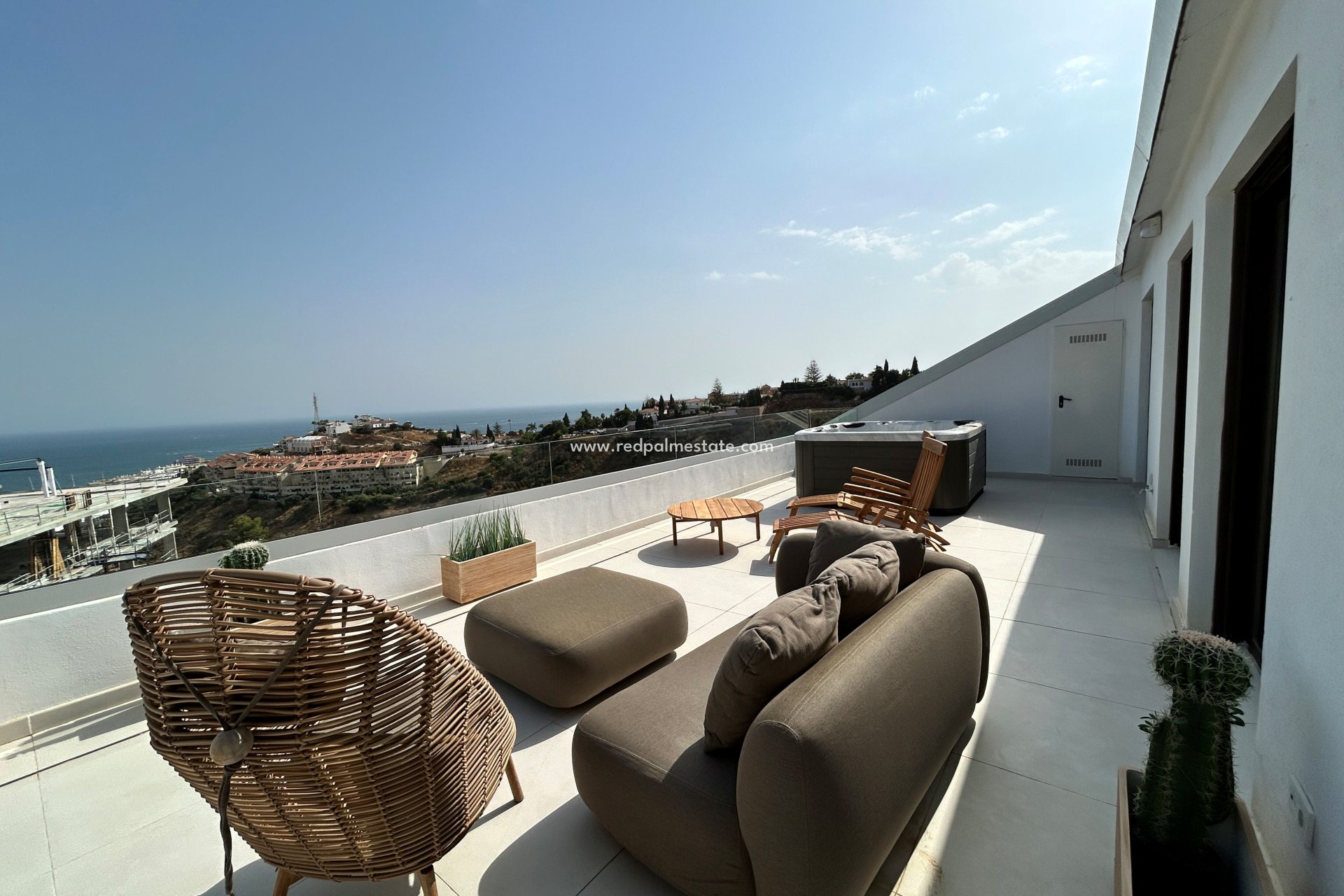 Obra nueva - Apartamento -
Fuengirola