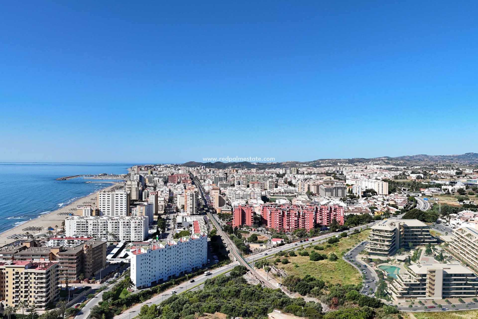 Obra nueva - Apartamento -
Fuengirola