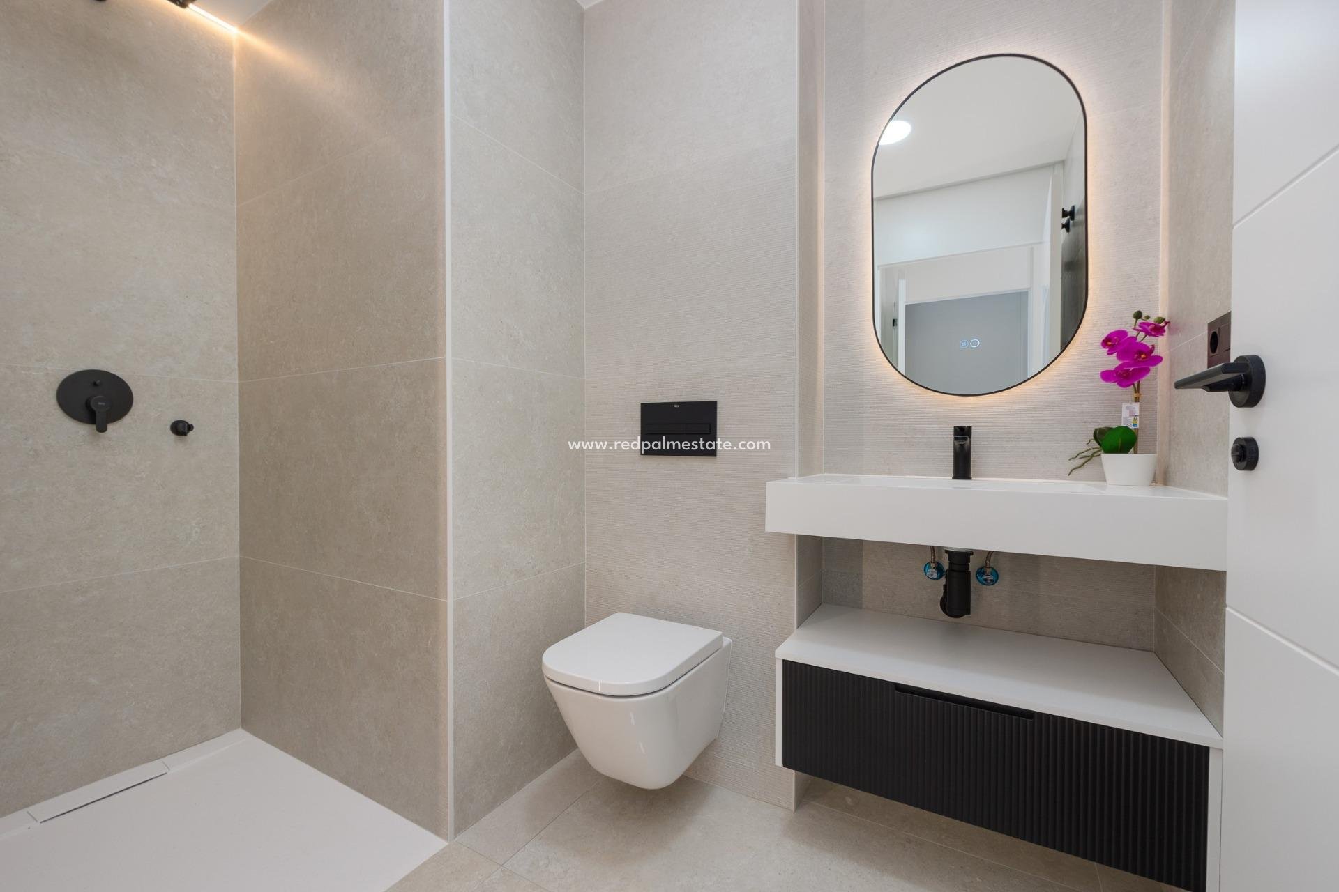 Obra nueva - Apartamento -
Guardamar del Segura - Avda del Puerto