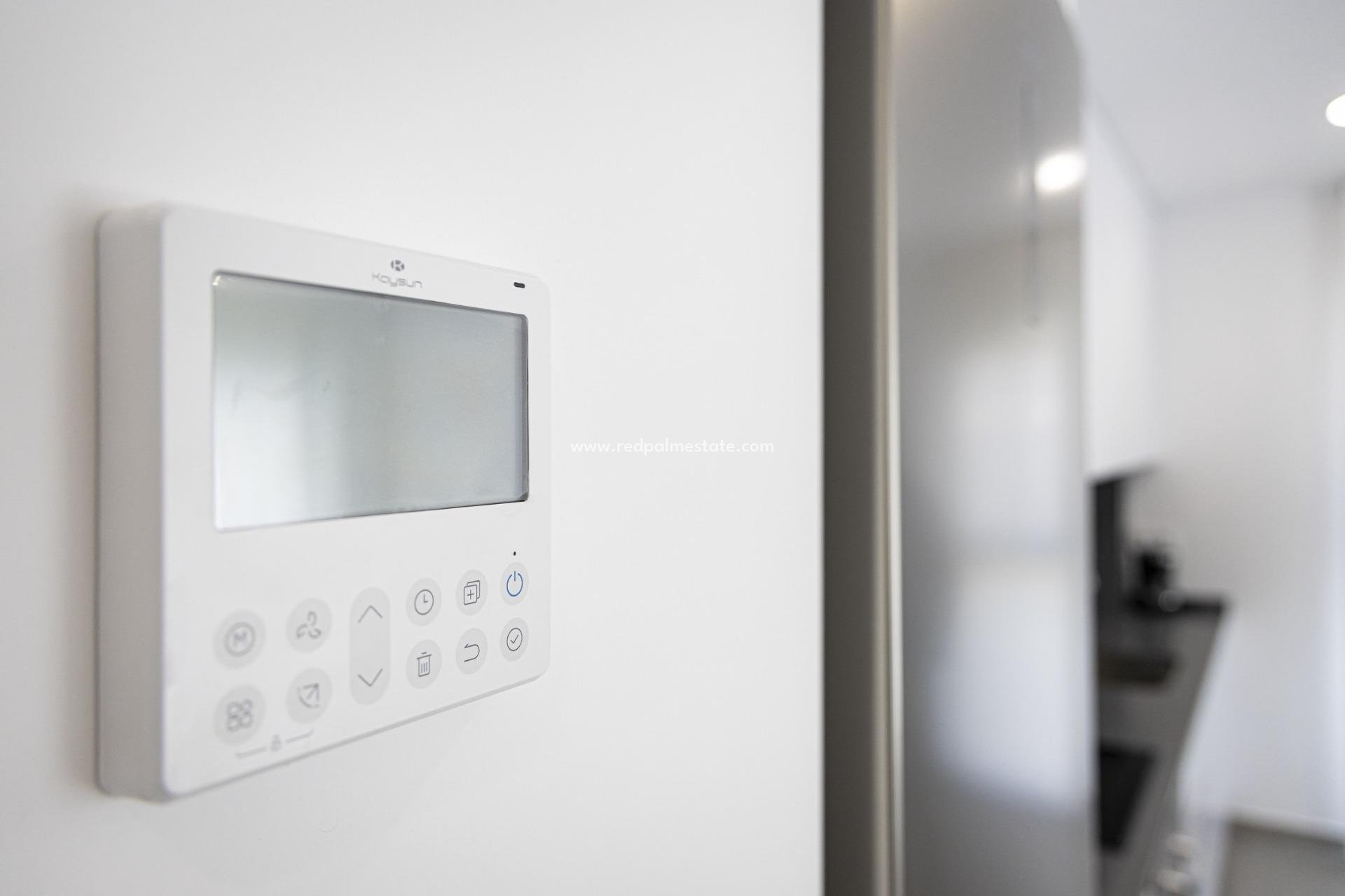 Obra nueva - Apartamento -
La Manga