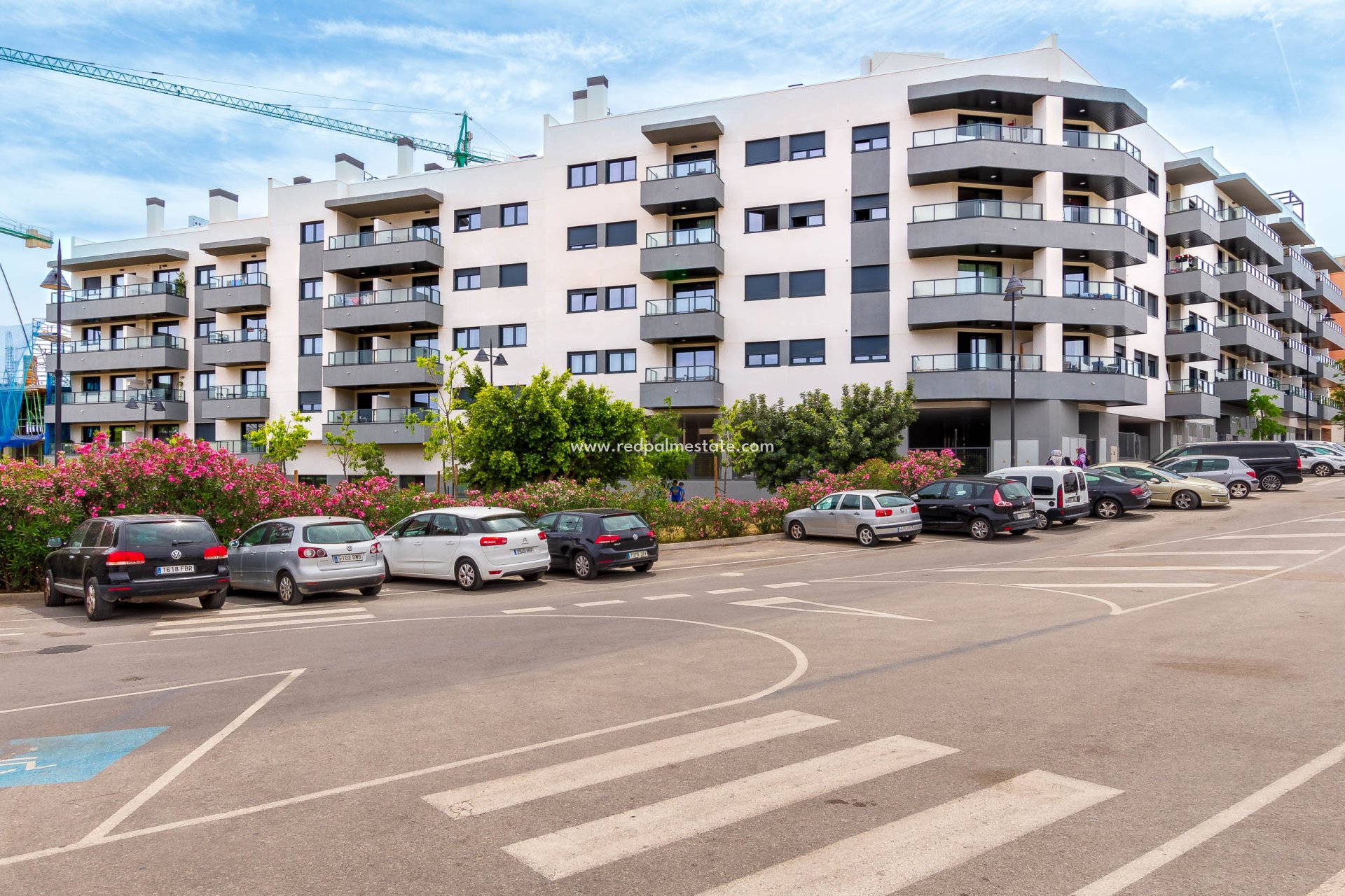 Obra nueva - Apartamento -
Las Lagunas de Mijas