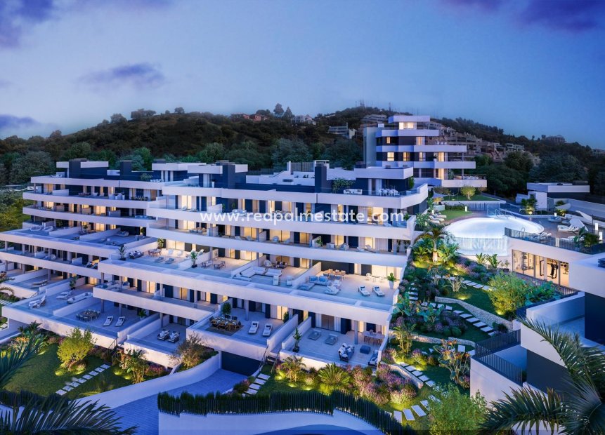 Obra nueva - Apartamento -
Marbella - Los Montesinos