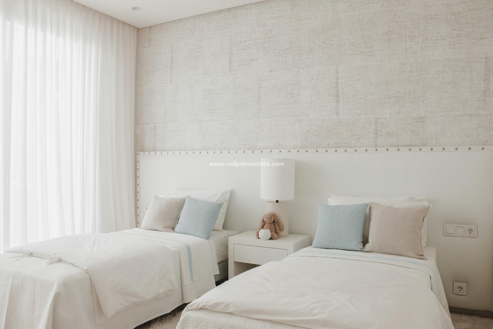 Obra nueva - Apartmentos -
Benahavís - Parque Botanico