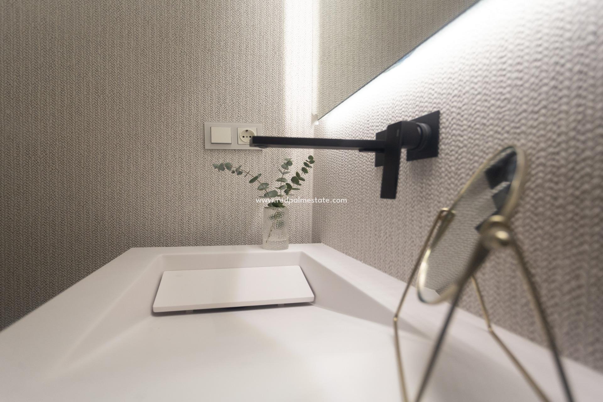 Obra nueva - Apartmentos -
Denia